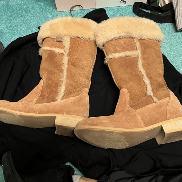 Emu Shoes - EMU Eric fleece lined boots size 9